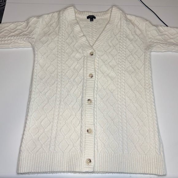Talbots White Cable Knit Cardigan Sweater Size P Petites Acrylic/Wool Blend - Picture 1 of 9
